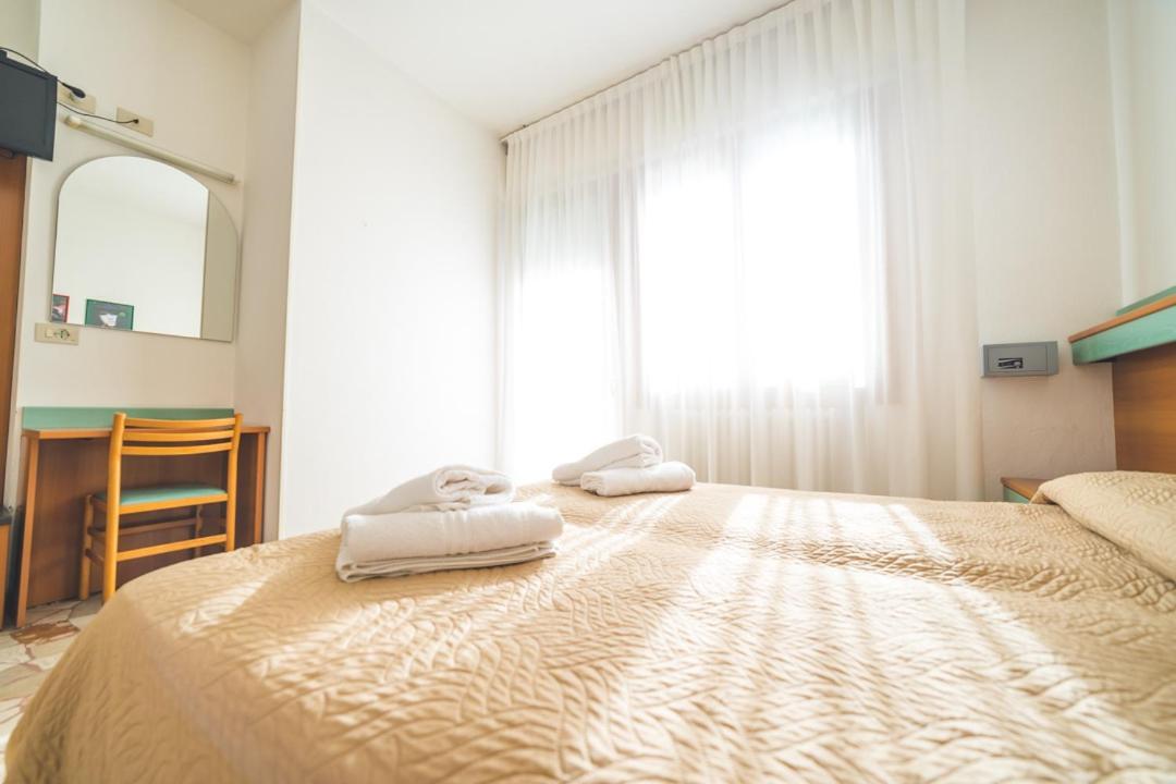 Hotel Grand Prix Sottomarina Buitenkant foto