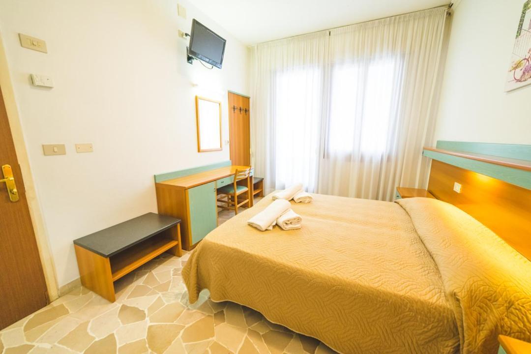 Hotel Grand Prix Sottomarina Buitenkant foto