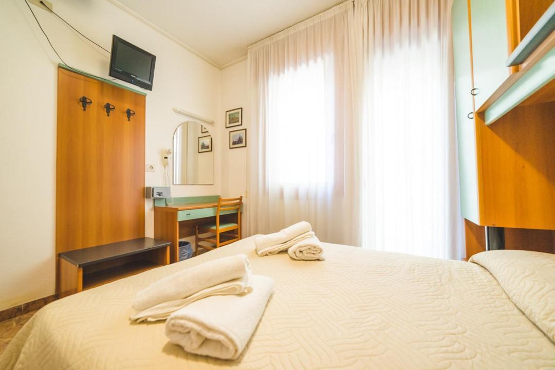 Hotel Grand Prix Sottomarina Buitenkant foto