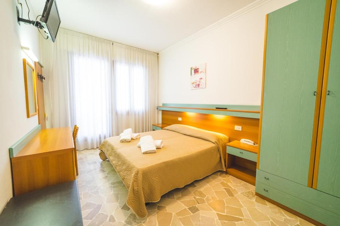 Hotel Grand Prix Sottomarina Buitenkant foto