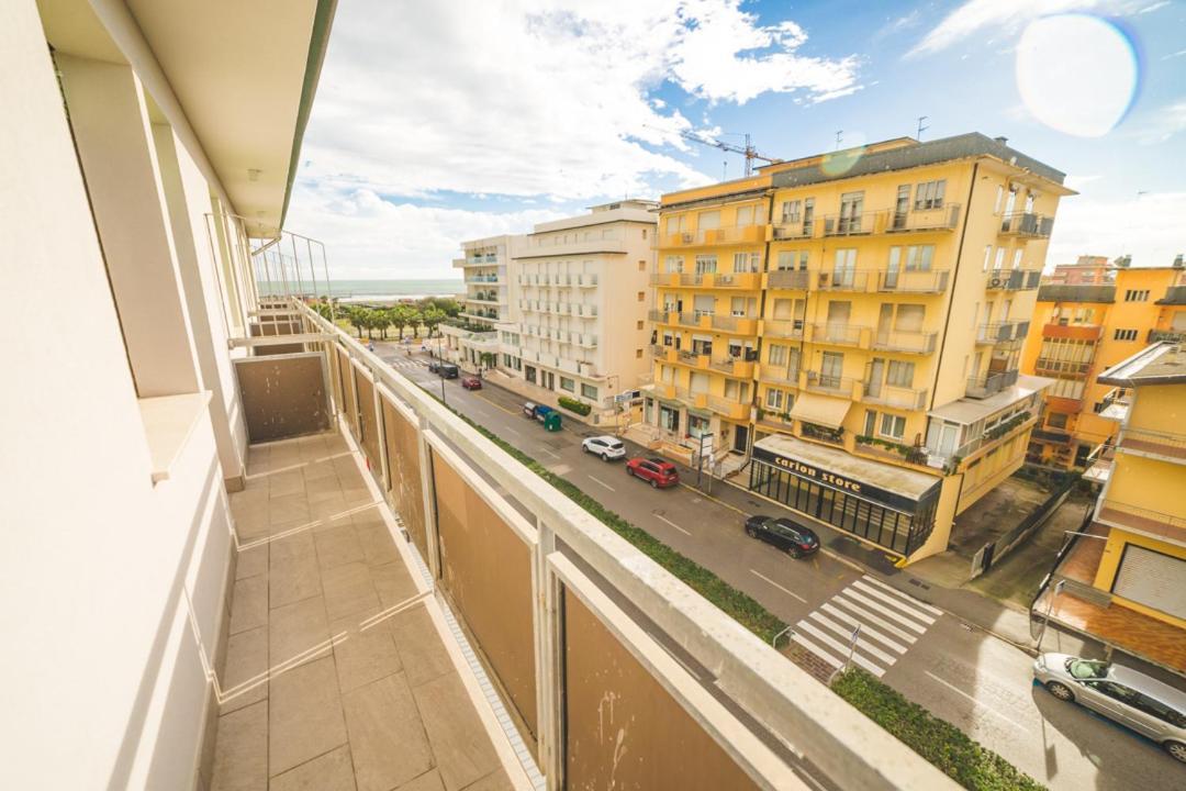 Hotel Grand Prix Sottomarina Buitenkant foto