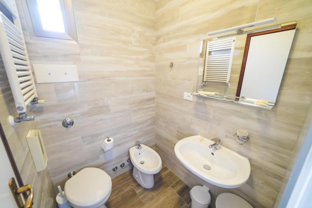 Hotel Grand Prix Sottomarina Buitenkant foto