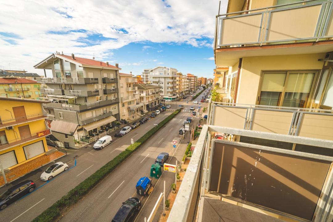 Hotel Grand Prix Sottomarina Buitenkant foto